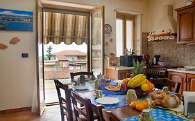 Casa Aurora A Due Passi Dalla Ferrovia